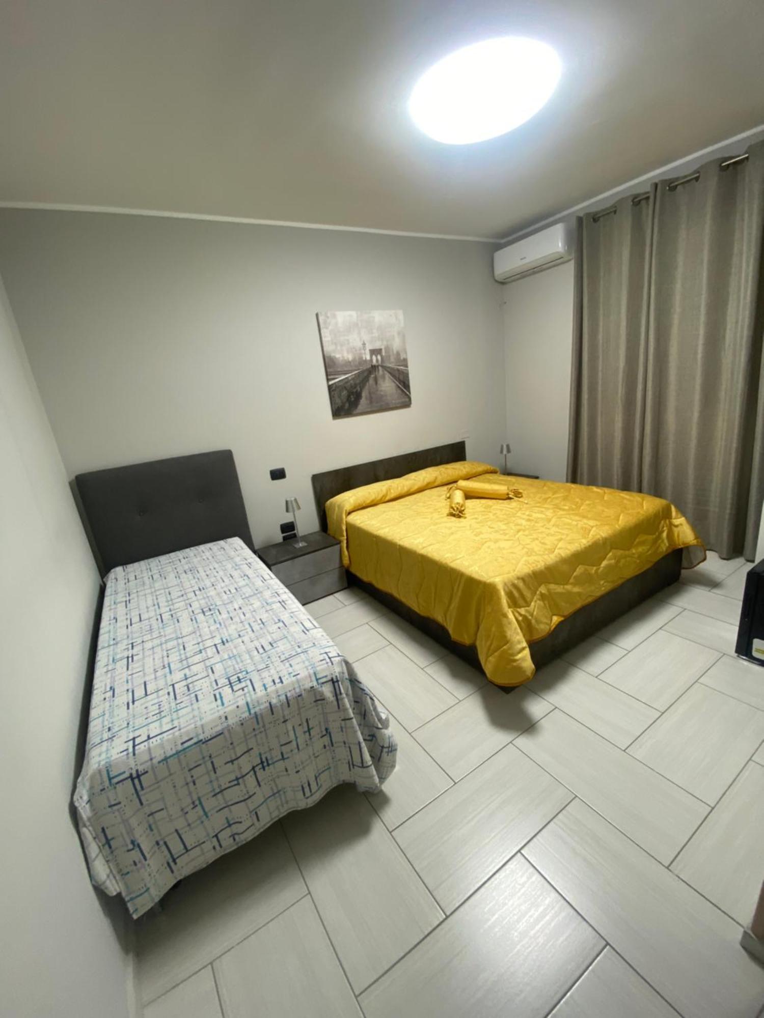 Casa Giuly 181 Panzió Nápoly Kültér fotó